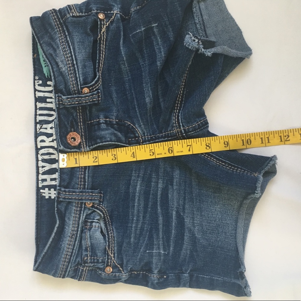 HYDRAULIC BLUE JEWELED CUTOFF JEAN SHORTS SIZE 1/2 - Picture 6 of 8